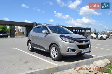 Позашляховик / Кросовер Hyundai ix35 2010 в 