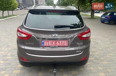 Внедорожник / Кроссовер Hyundai ix35 2014 в 