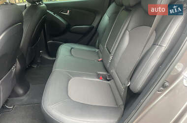 Внедорожник / Кроссовер Hyundai ix35 2014 в 