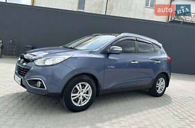 Внедорожник / Кроссовер Hyundai ix35 2011 в Каменец-Подольском