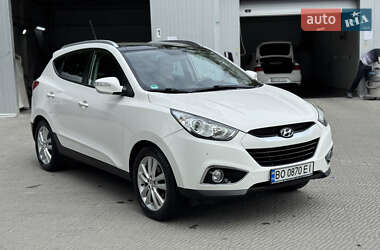 Позашляховик / Кросовер Hyundai ix35 2012 в 