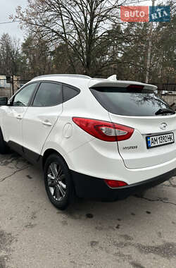 Позашляховик / Кросовер Hyundai ix35 2013 в 