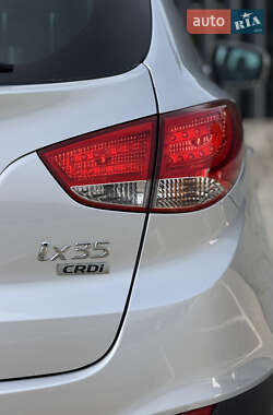 Внедорожник / Кроссовер Hyundai ix35 2011 в 