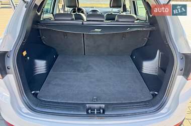 Внедорожник / Кроссовер Hyundai ix35 2012 в 