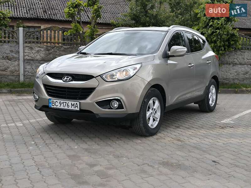 Внедорожник / Кроссовер Hyundai ix35 2010 в Городке