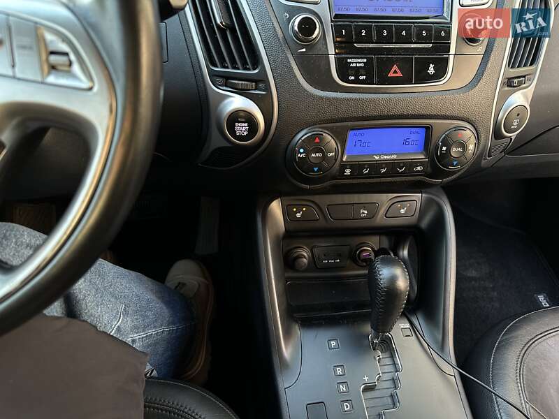 Позашляховик / Кросовер Hyundai ix35 2010 в Києві
