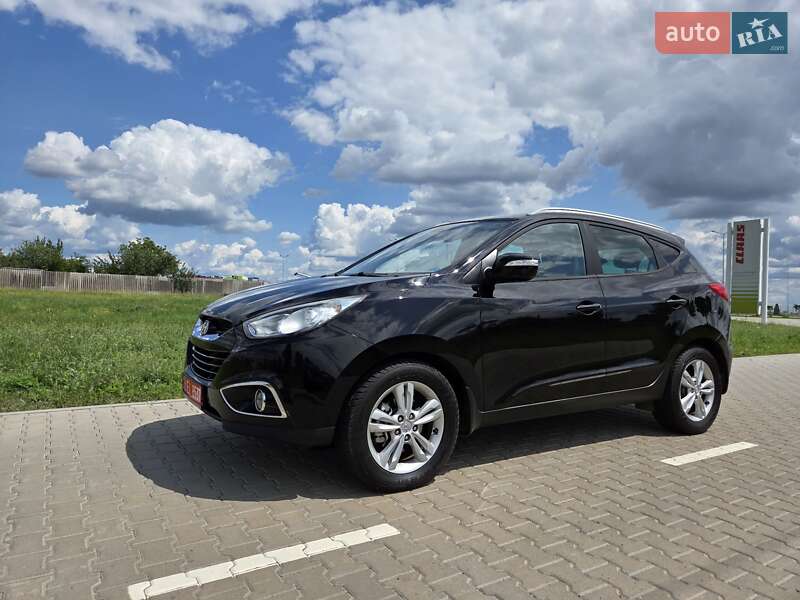 Внедорожник / Кроссовер Hyundai ix35 2012 в Харькове