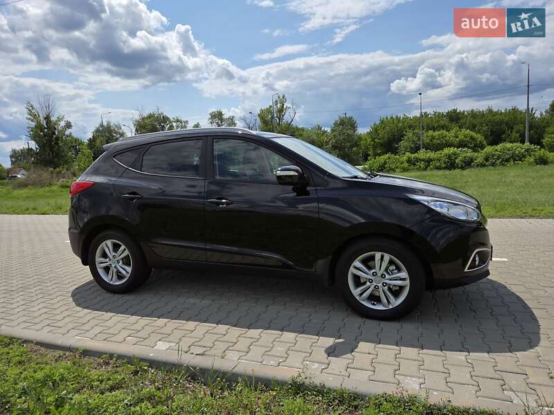 Внедорожник / Кроссовер Hyundai ix35 2012 в Харькове