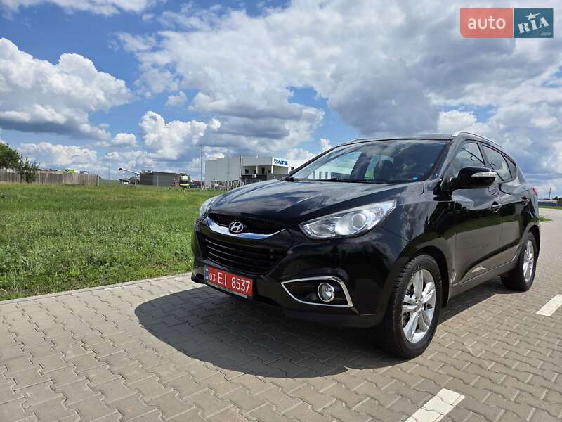 Внедорожник / Кроссовер Hyundai ix35 2012 в Харькове