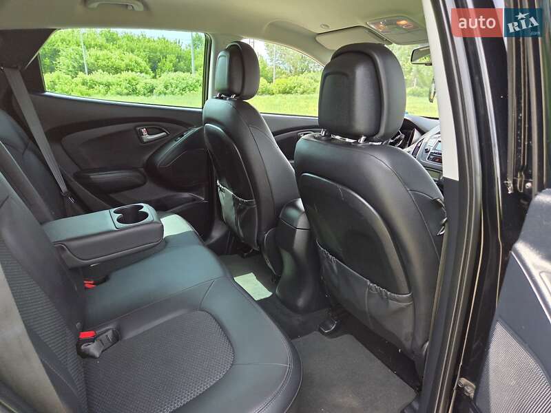 Внедорожник / Кроссовер Hyundai ix35 2012 в Харькове