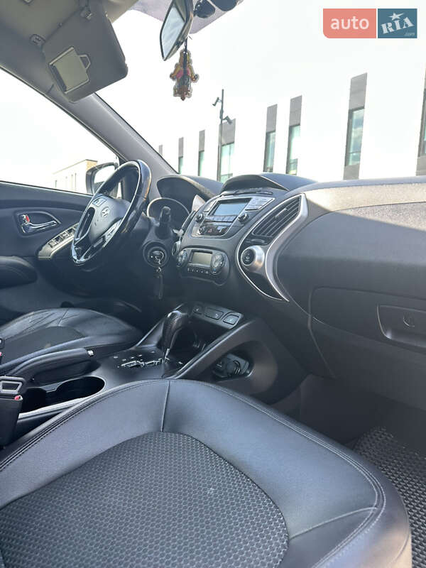 Внедорожник / Кроссовер Hyundai ix35 2013 в Хмельницком