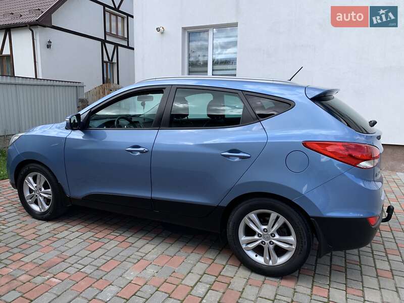 Внедорожник / Кроссовер Hyundai ix35 2012 в Ивано-Франковске