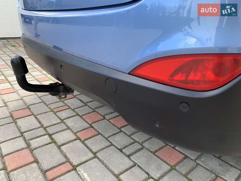 Внедорожник / Кроссовер Hyundai ix35 2012 в Ивано-Франковске