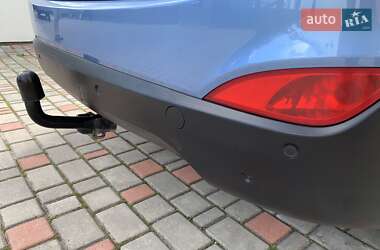 Позашляховик / Кросовер Hyundai ix35 2012 в 