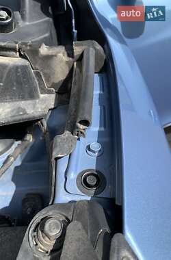 Позашляховик / Кросовер Hyundai ix35 2012 в 