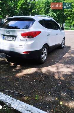 Позашляховик / Кросовер Hyundai ix35 2010 в 
