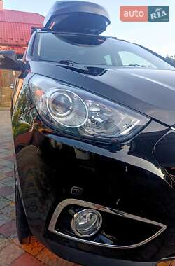 Внедорожник / Кроссовер Hyundai ix35 2013 в 