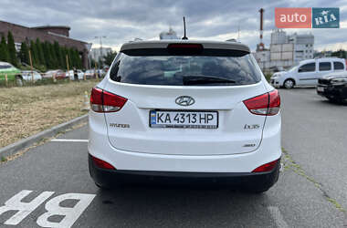 Внедорожник / Кроссовер Hyundai ix35 2012 в 
