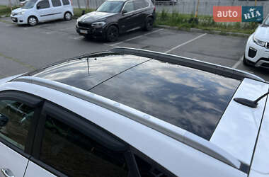 Внедорожник / Кроссовер Hyundai ix35 2012 в 
