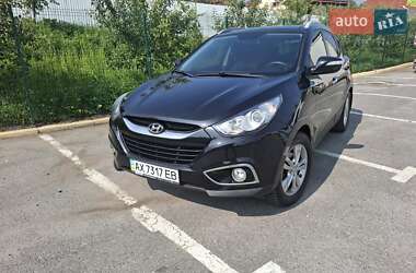 Внедорожник / Кроссовер Hyundai ix35 2010 в Ужгороде
