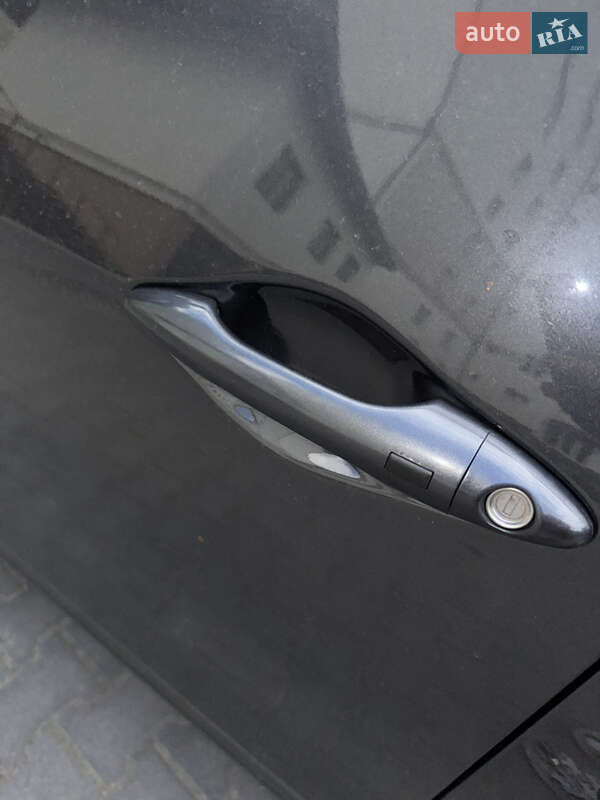 Позашляховик / Кросовер Hyundai ix35 2010 в Харкові