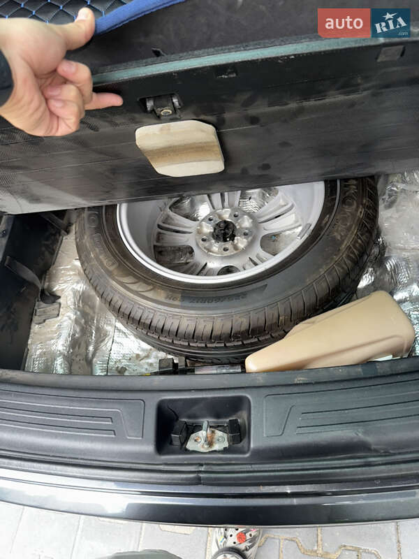 Позашляховик / Кросовер Hyundai ix35 2010 в Харкові