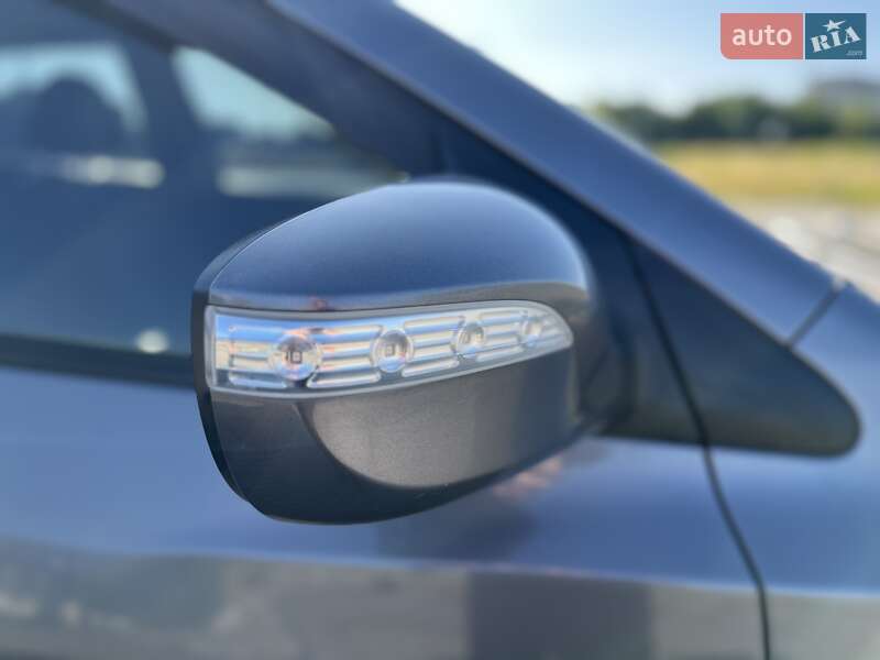 Позашляховик / Кросовер Hyundai ix35 2011 в Львові