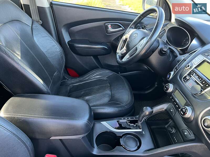 Позашляховик / Кросовер Hyundai ix35 2011 в Львові