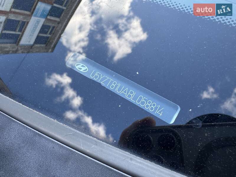 Позашляховик / Кросовер Hyundai ix35 2010 в Сумах