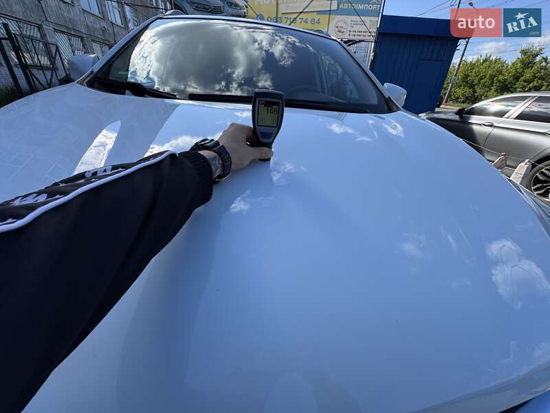 Позашляховик / Кросовер Hyundai ix35 2010 в Сумах