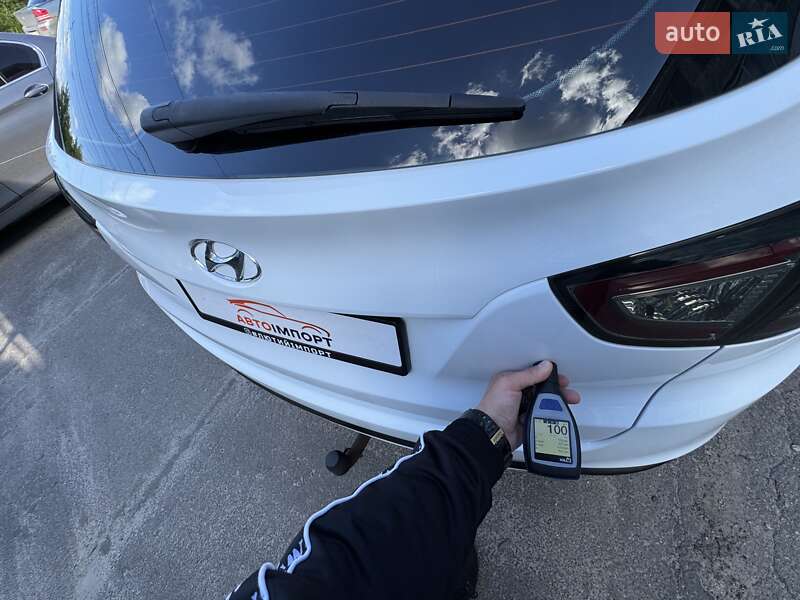 Позашляховик / Кросовер Hyundai ix35 2010 в Сумах