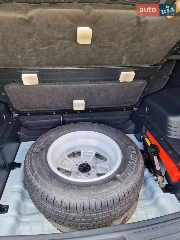 Внедорожник / Кроссовер Hyundai ix35 2011 в Чернигове