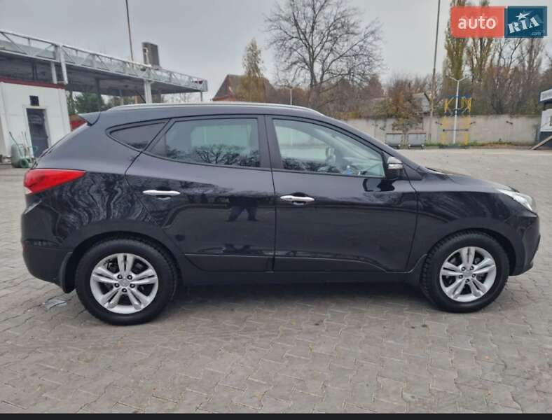 Внедорожник / Кроссовер Hyundai ix35 2010 в Виннице