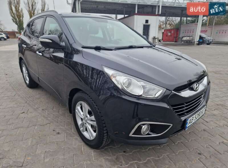 Внедорожник / Кроссовер Hyundai ix35 2010 в Виннице
