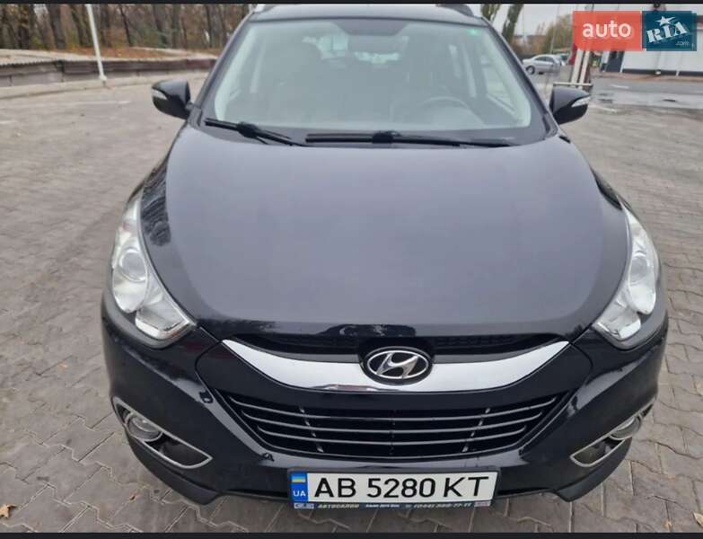 Внедорожник / Кроссовер Hyundai ix35 2010 в Виннице