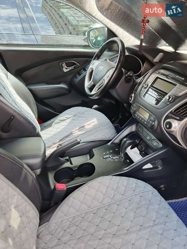 Внедорожник / Кроссовер Hyundai ix35 2010 в Виннице