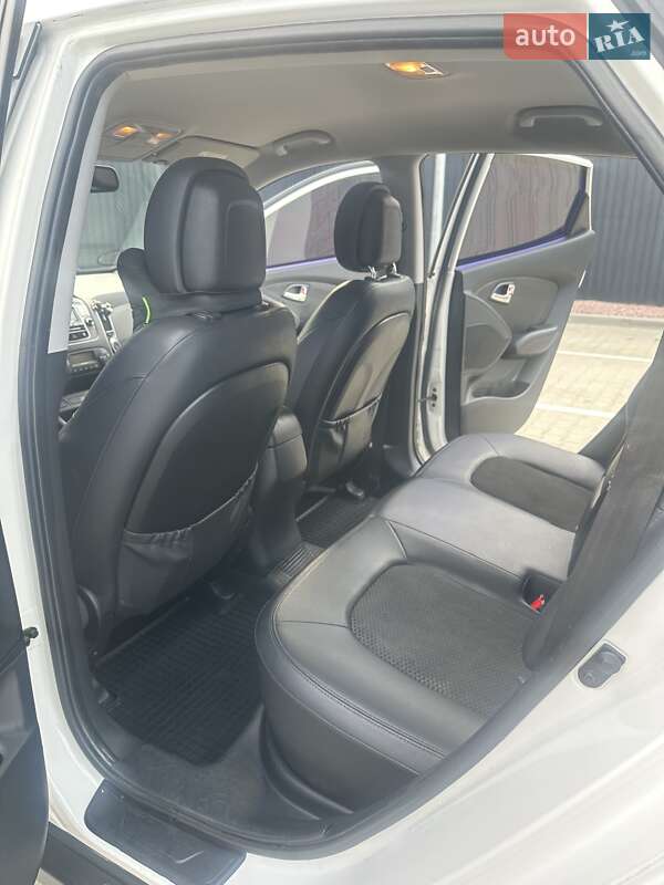 Внедорожник / Кроссовер Hyundai ix35 2012 в Киеве