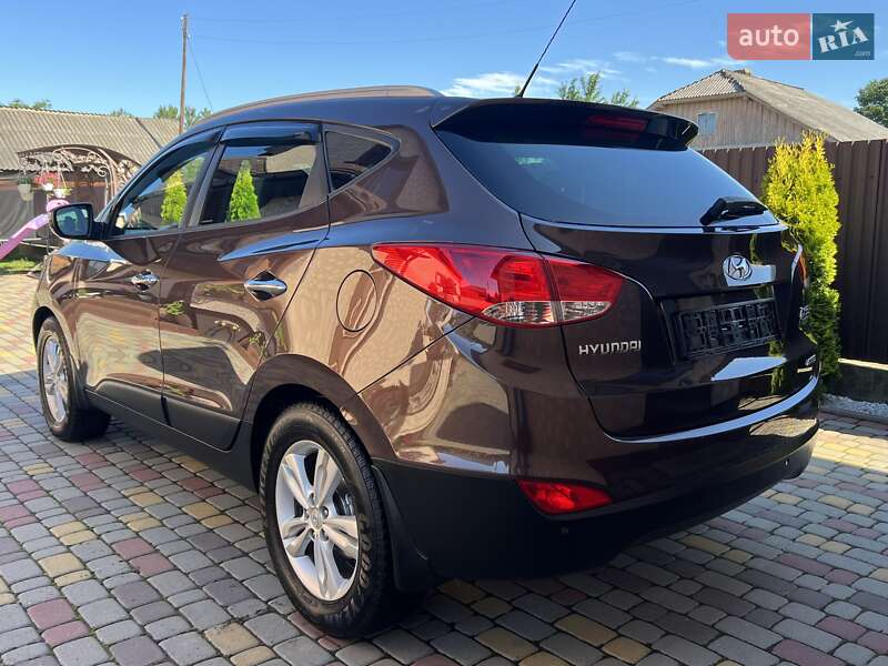 Внедорожник / Кроссовер Hyundai ix35 2010 в Ивано-Франковске