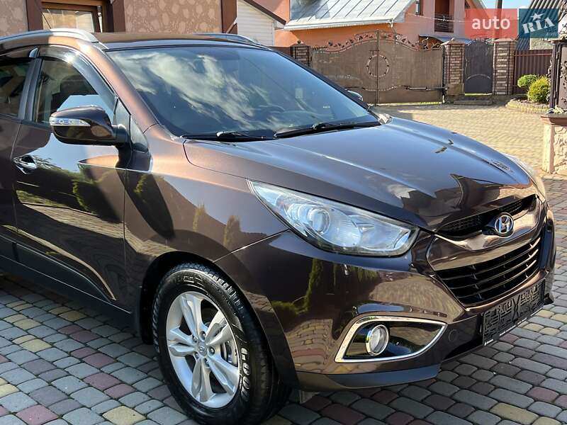 Внедорожник / Кроссовер Hyundai ix35 2010 в Ивано-Франковске