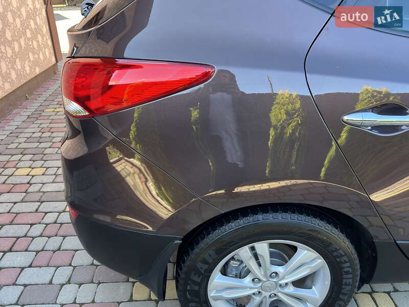 Внедорожник / Кроссовер Hyundai ix35 2010 в Ивано-Франковске