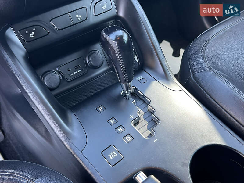 Внедорожник / Кроссовер Hyundai ix35 2010 в Ивано-Франковске