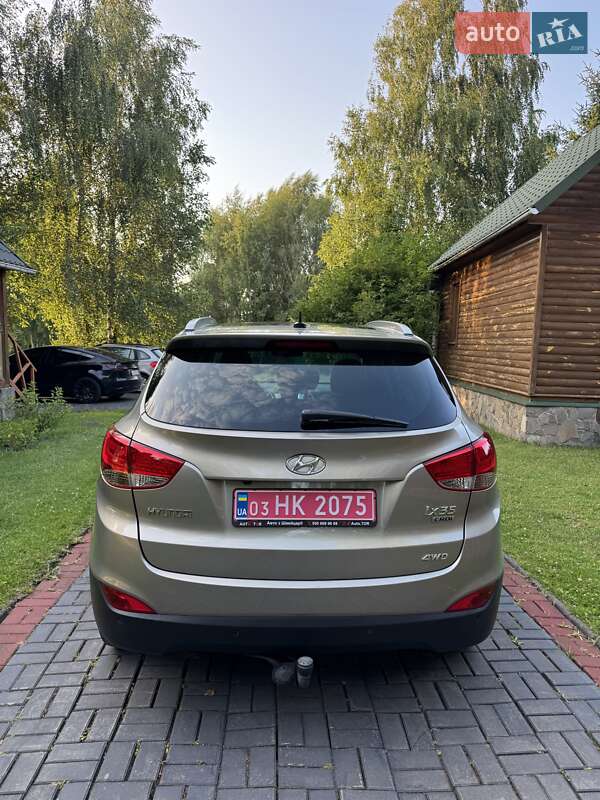 Позашляховик / Кросовер Hyundai ix35 2011 в Луцьку