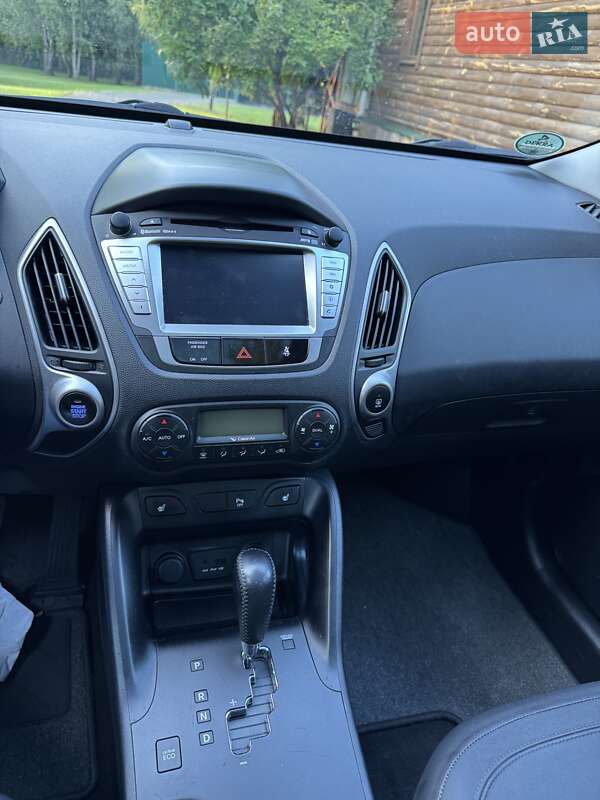 Позашляховик / Кросовер Hyundai ix35 2011 в Луцьку