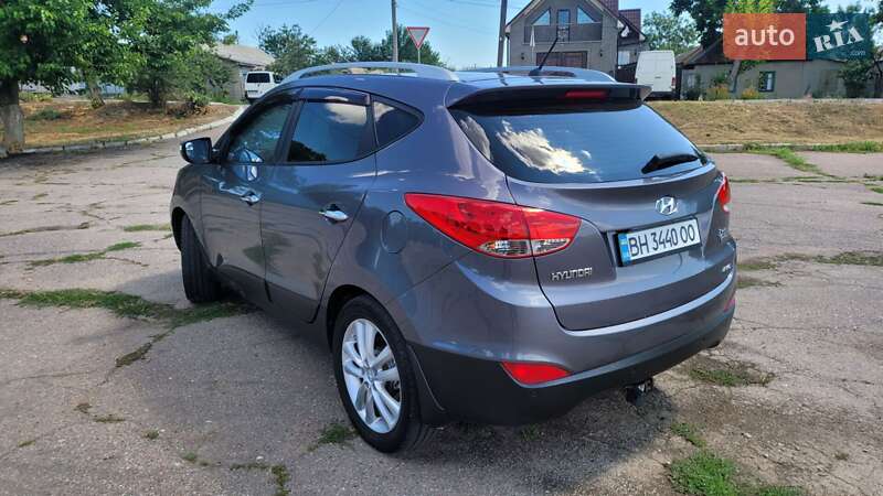 Внедорожник / Кроссовер Hyundai ix35 2011 в Болграде