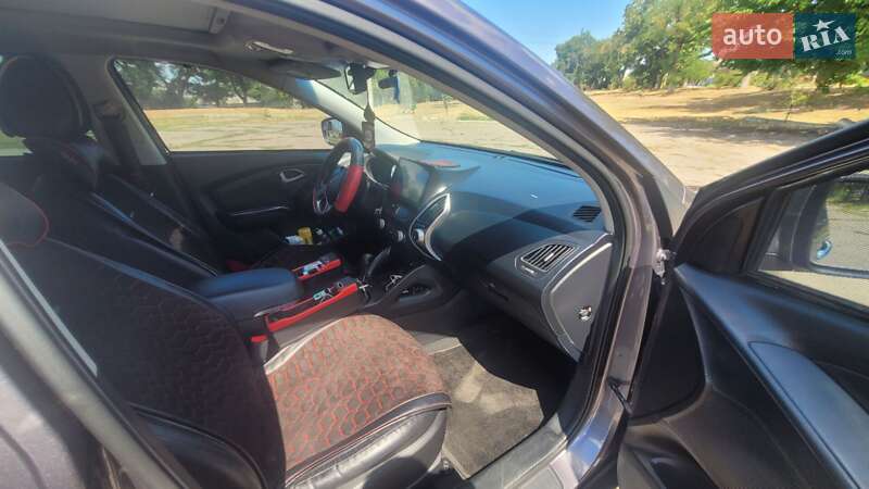 Внедорожник / Кроссовер Hyundai ix35 2011 в Болграде
