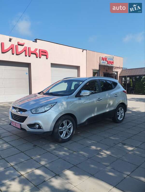 Внедорожник / Кроссовер Hyundai ix35 2012 в Луцке