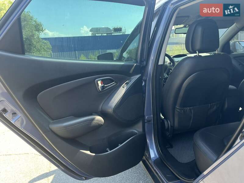 Внедорожник / Кроссовер Hyundai ix35 2011 в Днепре