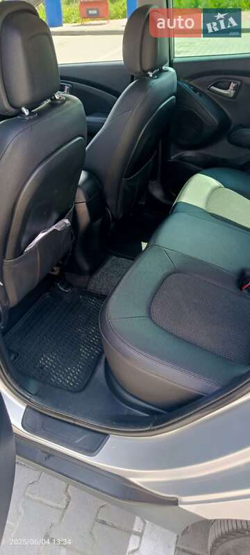 Позашляховик / Кросовер Hyundai ix35 2010 в Кам'янець-Подільському