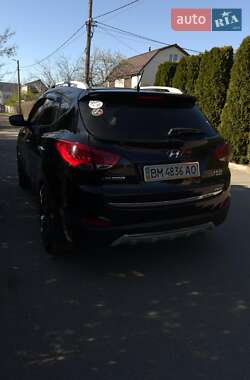 Внедорожник / Кроссовер Hyundai ix35 2010 в 