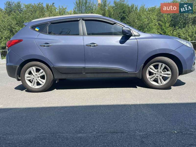 Внедорожник / Кроссовер Hyundai ix35 2011 в Днепре фото 10 Внедорожник / Кроссовер Hyundai ix35 2011 в Днепре